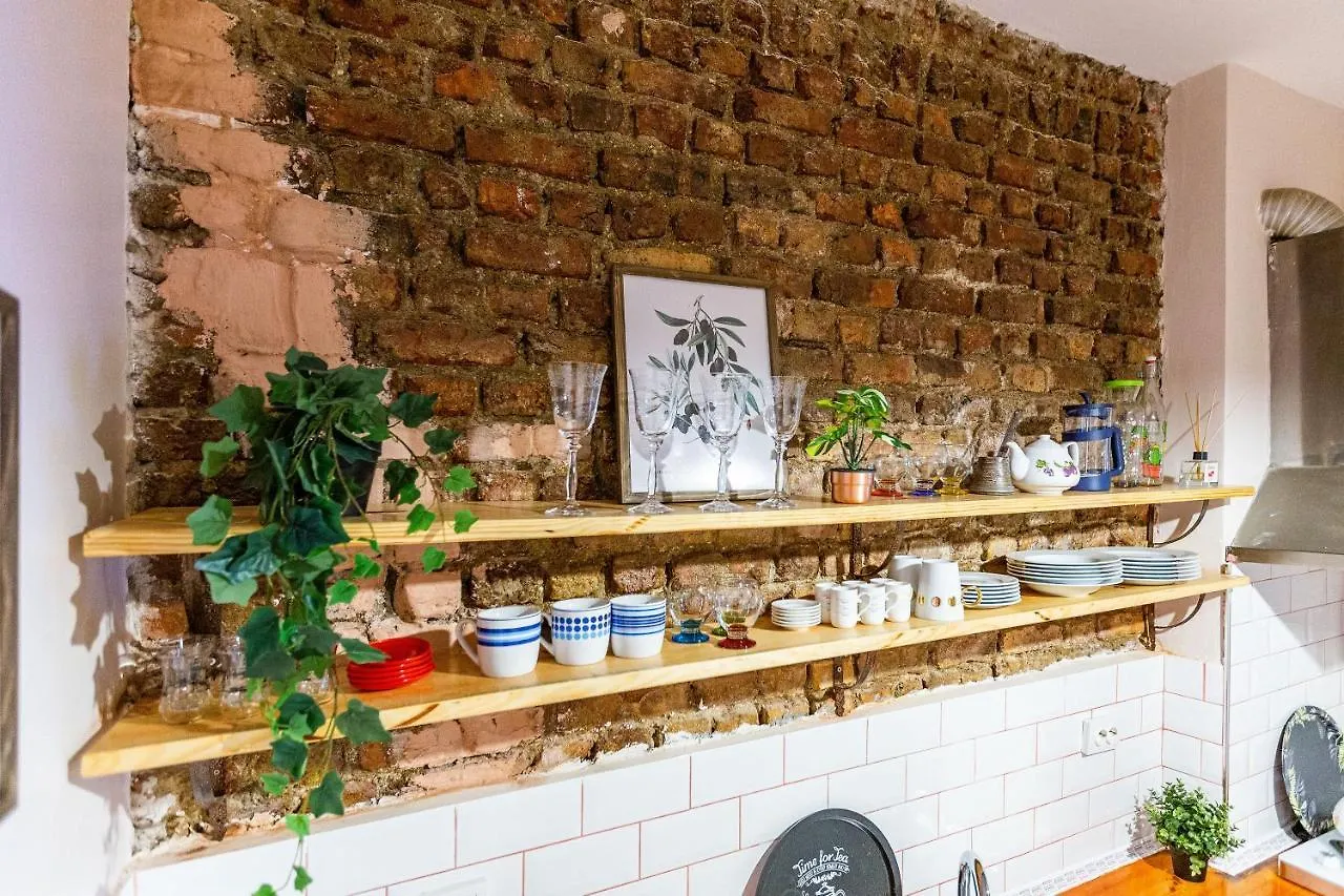 Central And Stylish Apartment 5 Min Walk To Istiklal Street In Cihangir, Beyoglu 0*, Istanbul